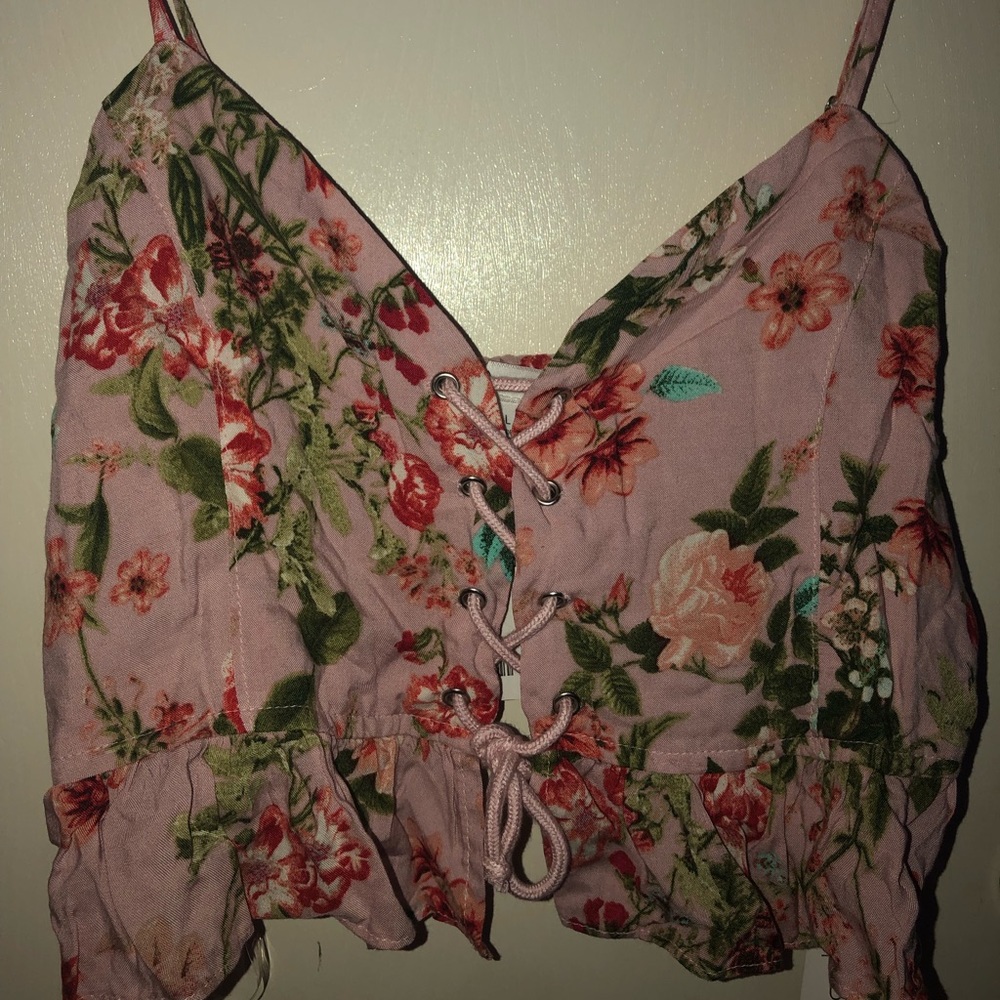 Cropped tie front top